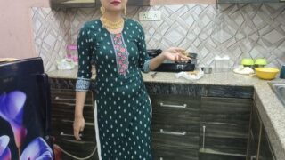 Indian Punjabi Ma Put New Desi Chudai Full Galiyan Punjabi Full Hd Desi Sardarni Stepmum Wound Mari In Kitchen
