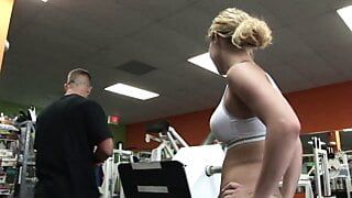 Hot gym girl sucks the trainer's pole after a workout